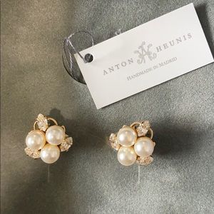 Anton Heunis pearl cluster earrings
